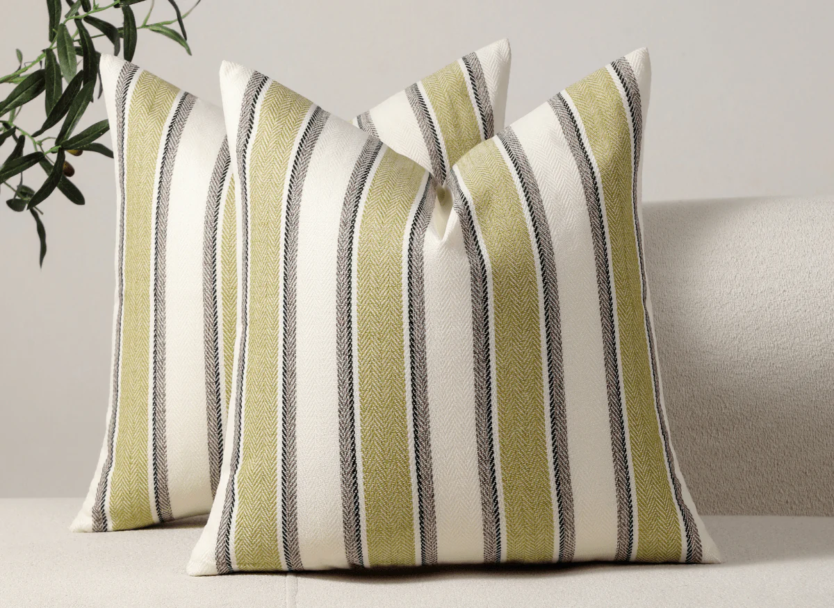 Coussin beige et vert à rayures 45x45 cm RIVIERA