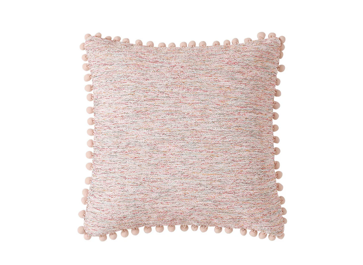 Coussin rose en tweed avec ponpons 45x45 cm POPINE - Image 4
