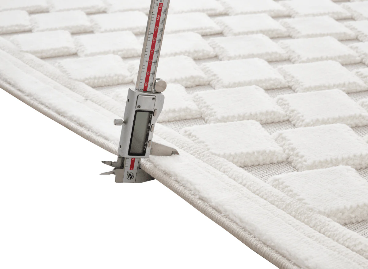 Tapis blanc écru effet moulure parisienne 154 x 230 cm LERIS - Image 3