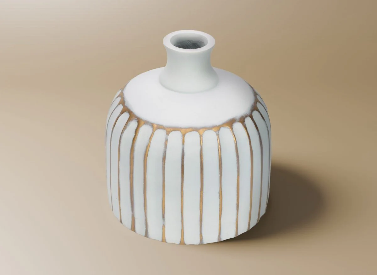 Vase en polyrésine blanc et doré H19 cm ARCA